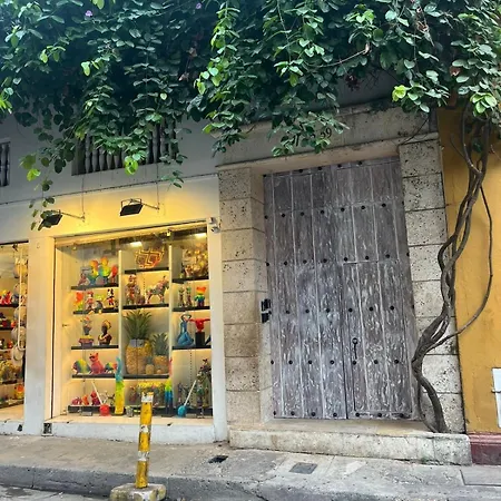 La Iglesia Centro Historico *